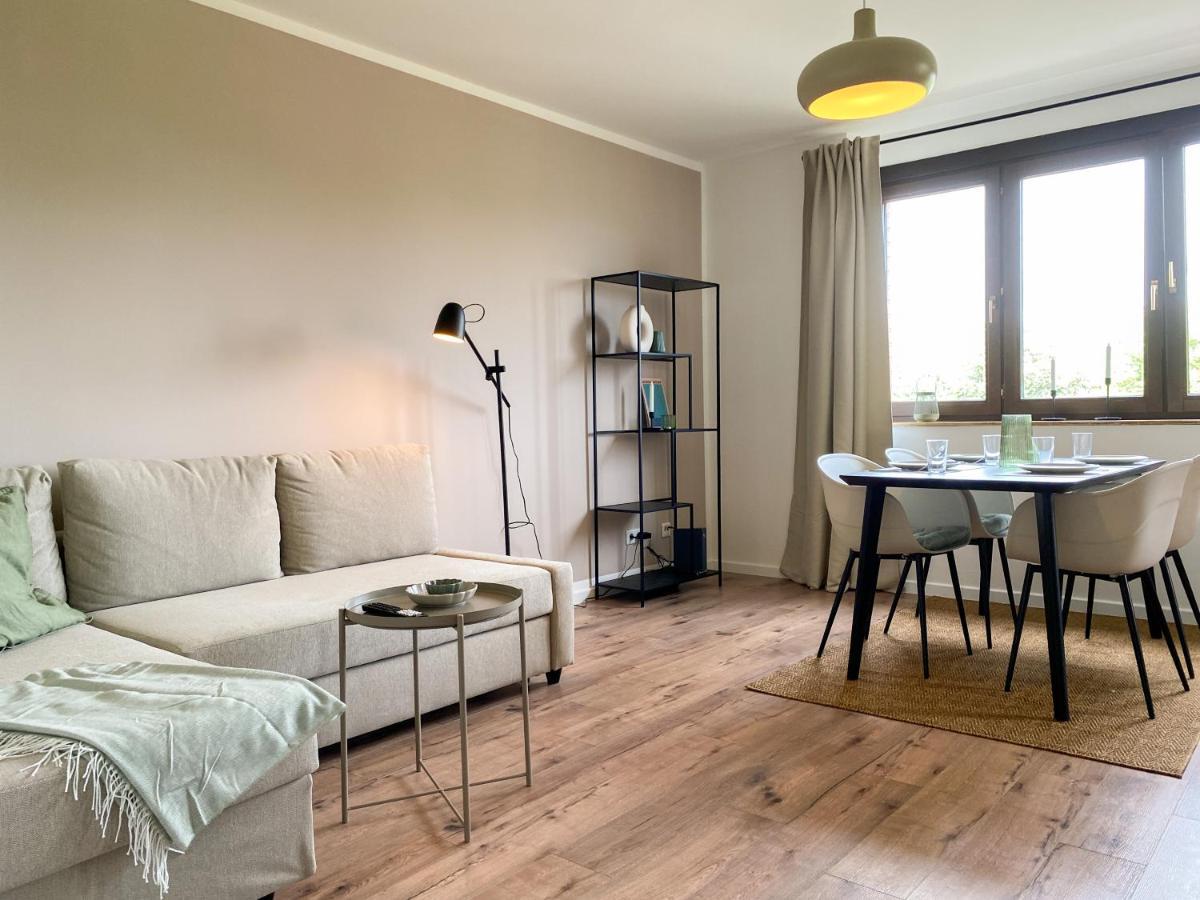 Schoene Wohnung Mit Rheinblick/Duesseldorf/Neuss/Messe Zewnętrze zdjęcie