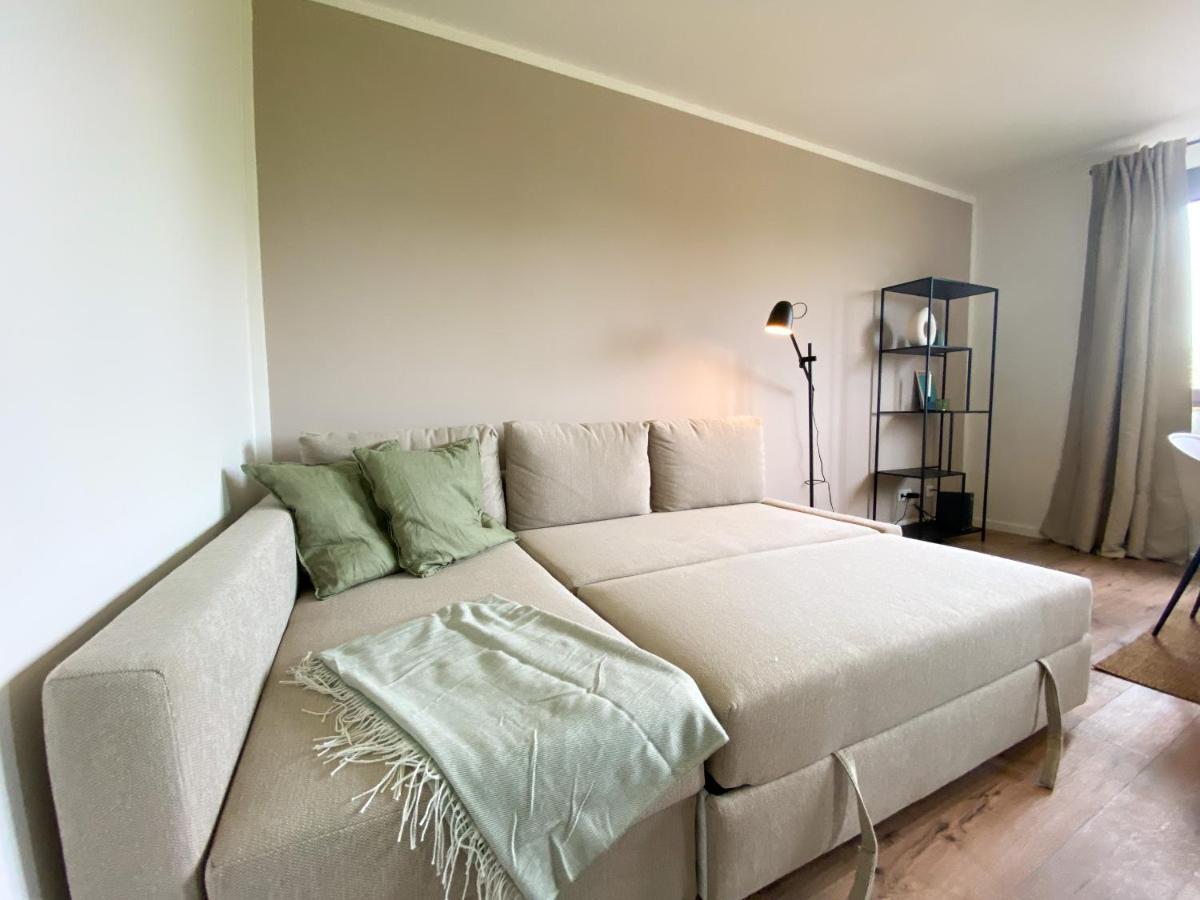 Schoene Wohnung Mit Rheinblick/Duesseldorf/Neuss/Messe Zewnętrze zdjęcie